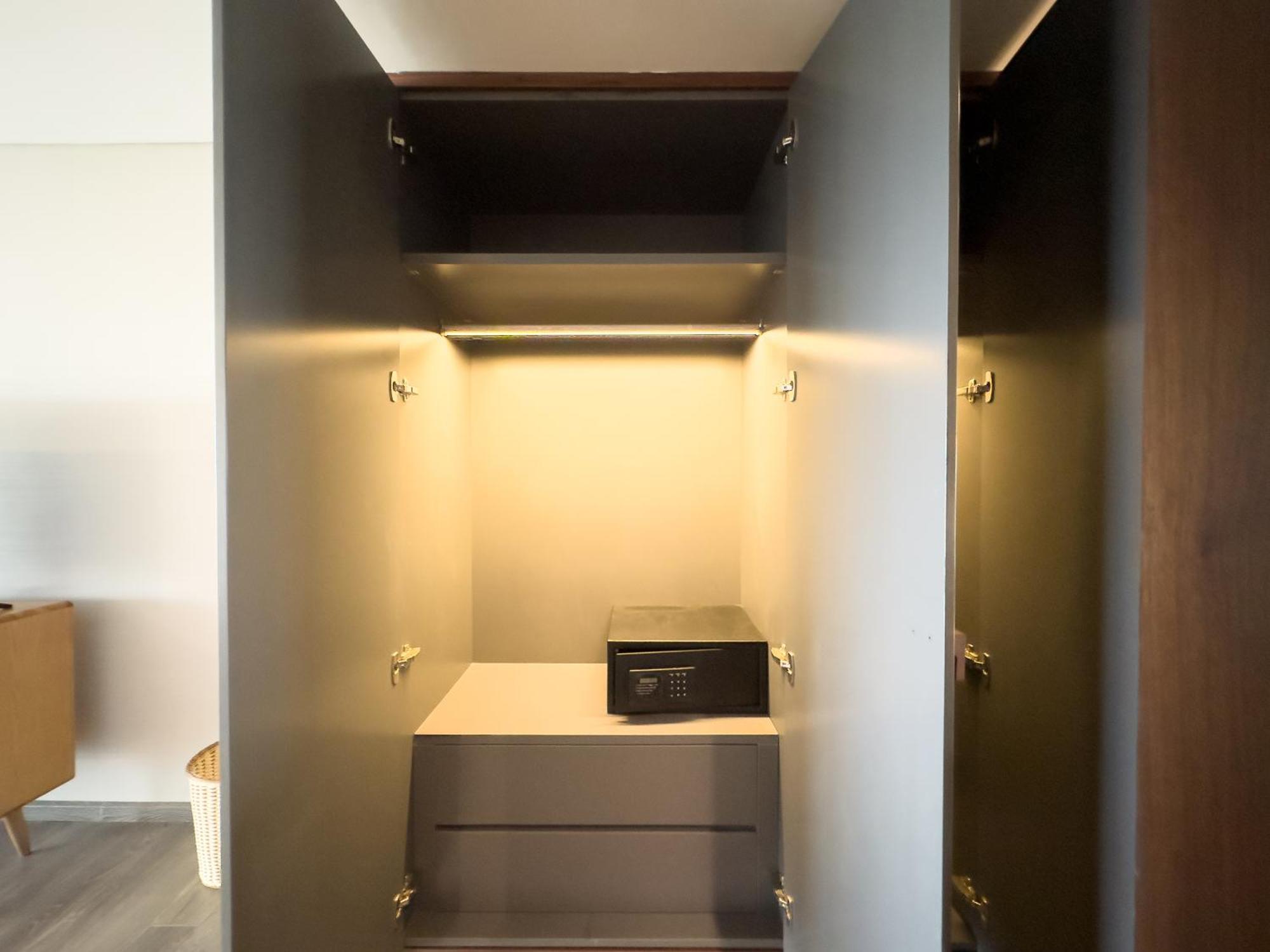 Aparthotel Pentstudio West Nikomix 75m2 *