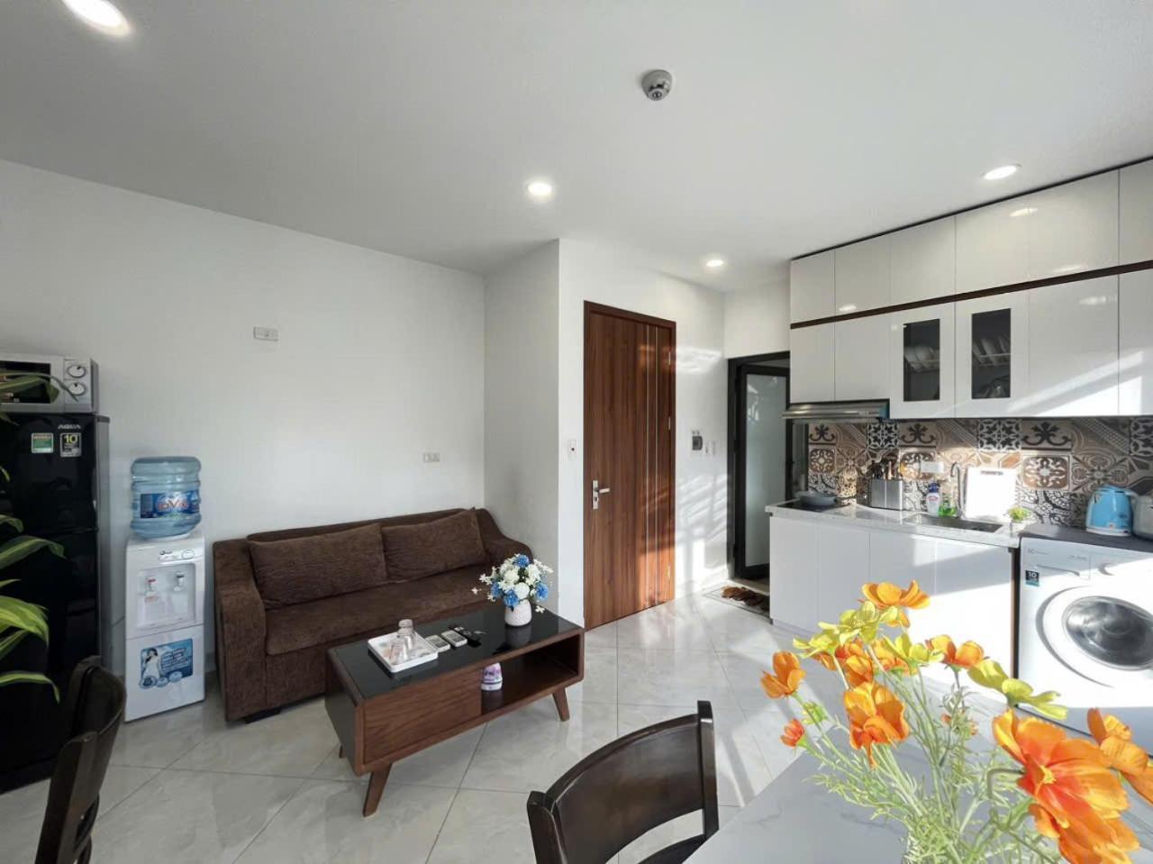 Alley Capital Apartment Ba Dinh Pangsapuri