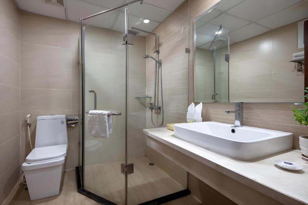 Bay Luxury -skylark - 15 Phan Dinh Phung Hotel Hanoi
