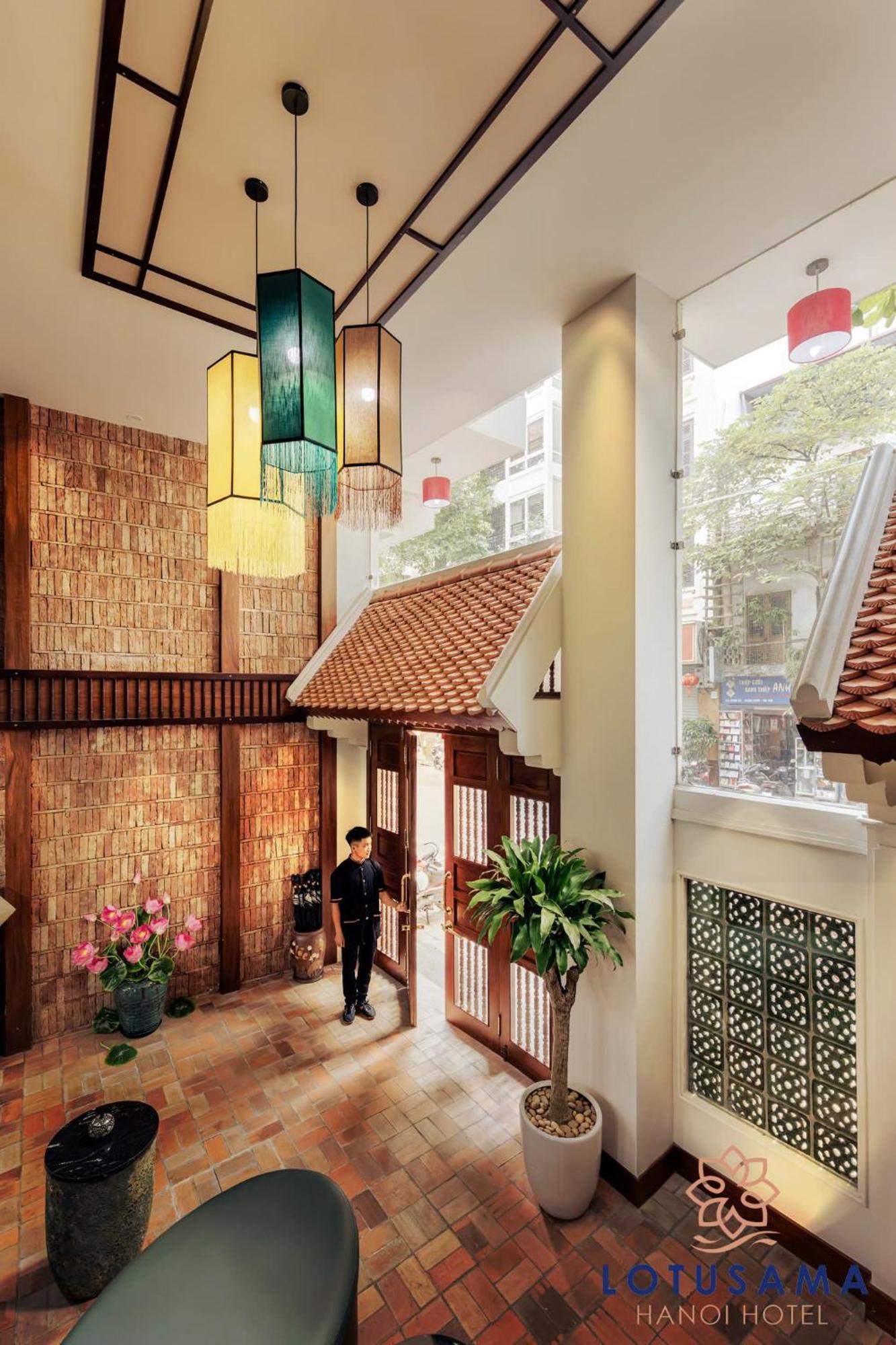 Lotusama Hotel