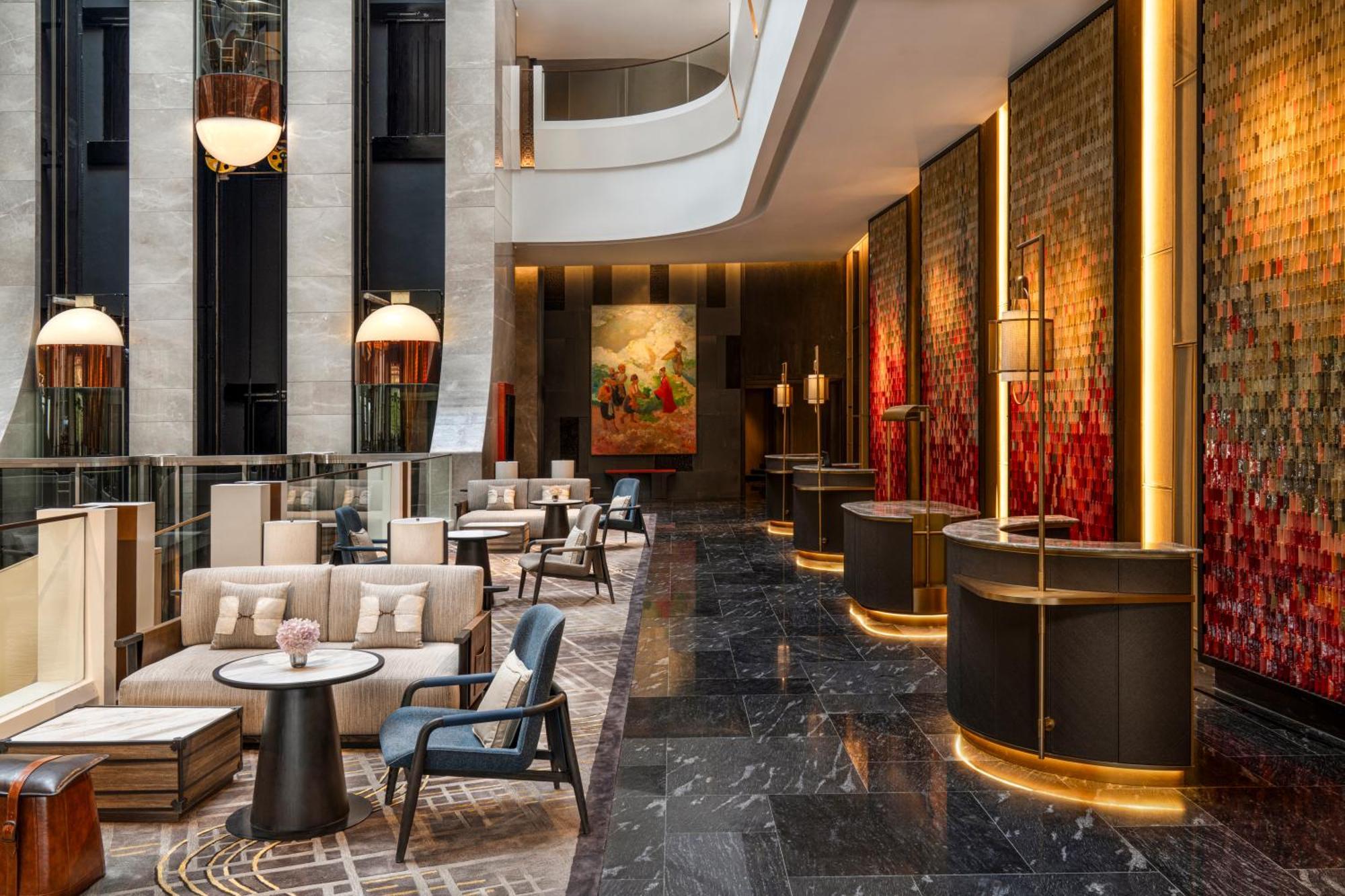 Dusit Le Palais Tu Hoa Hotel