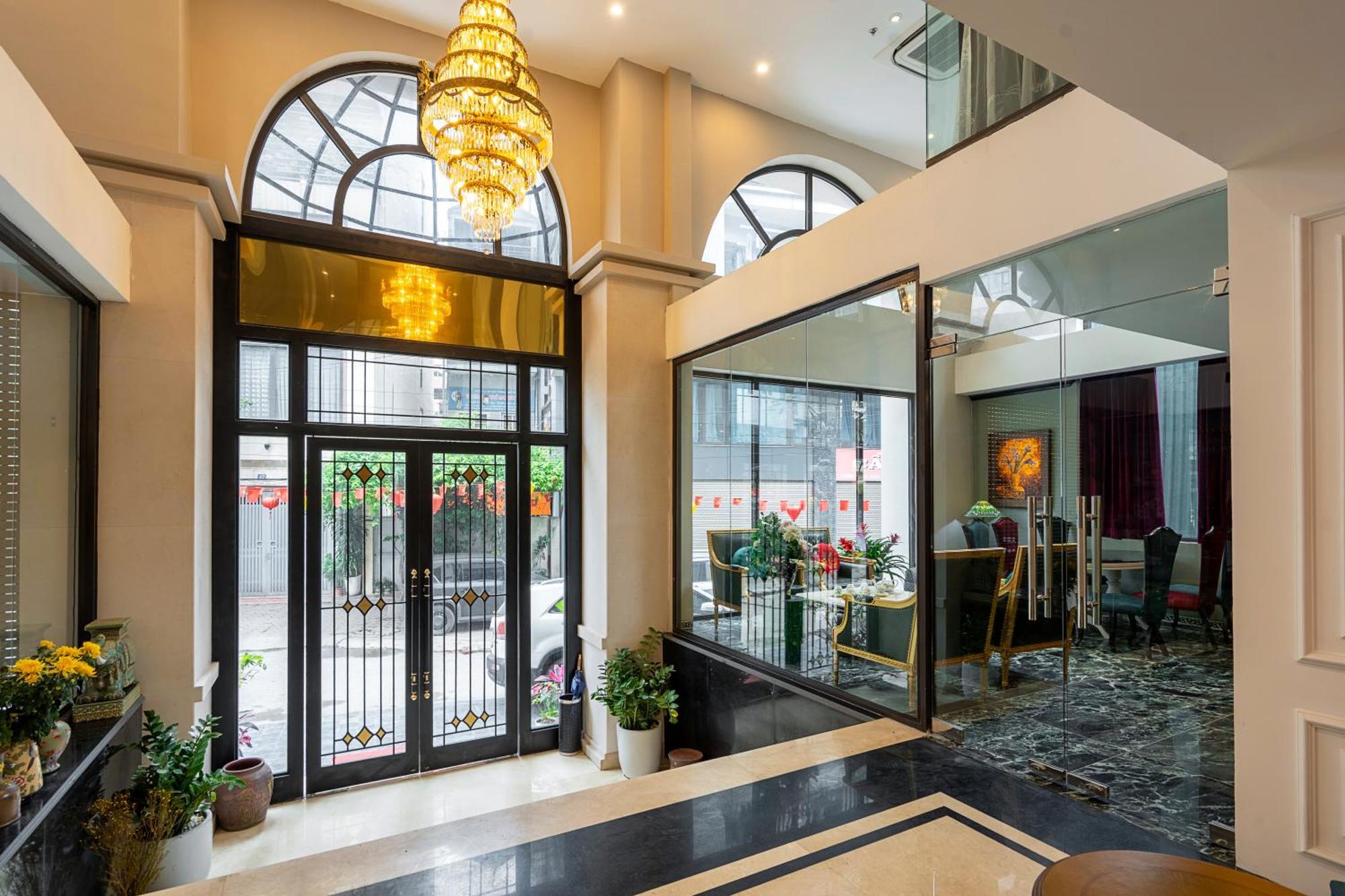 Aparthotel Charmpearl & Hanoi