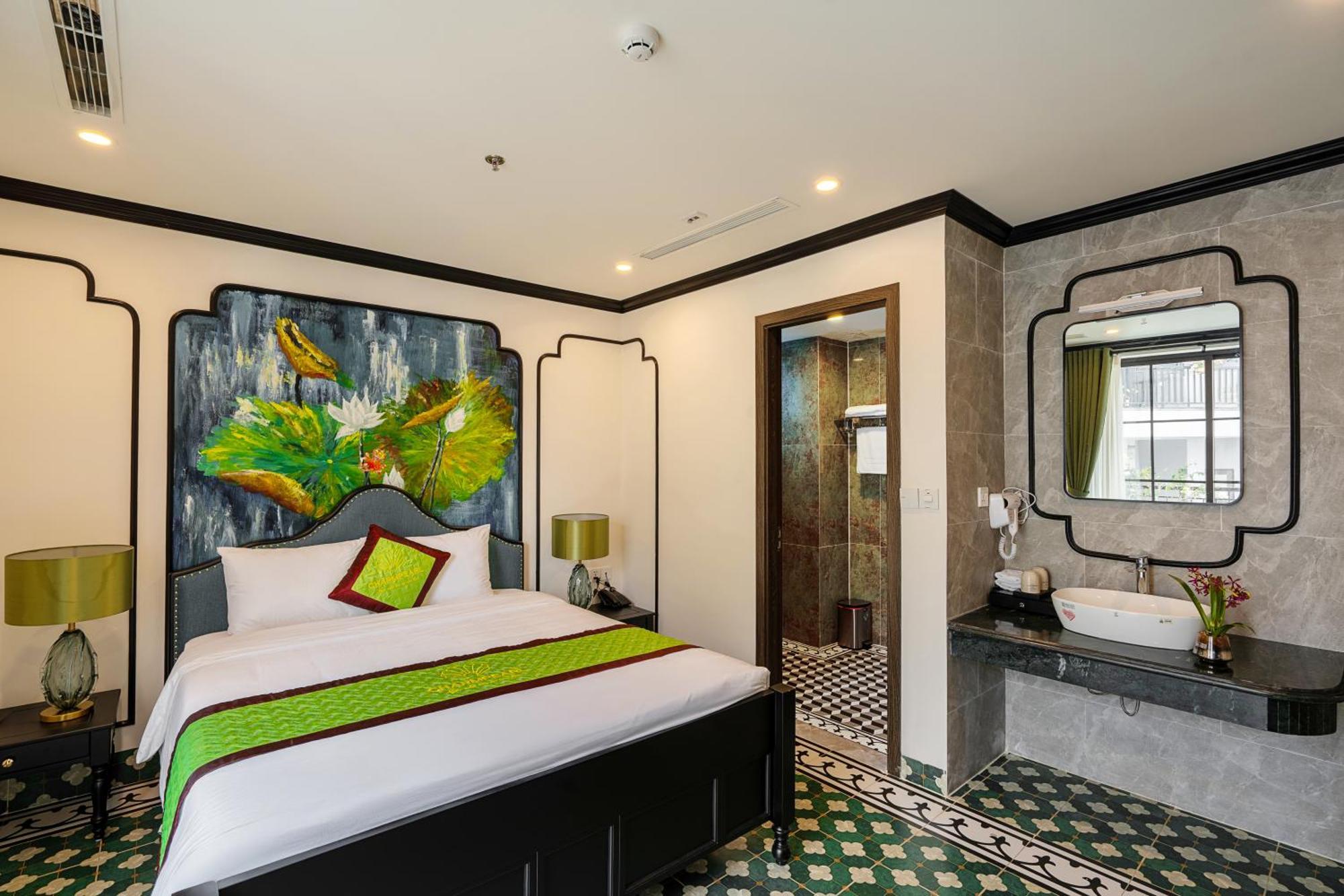 Charmpearl & 4* Hanoi