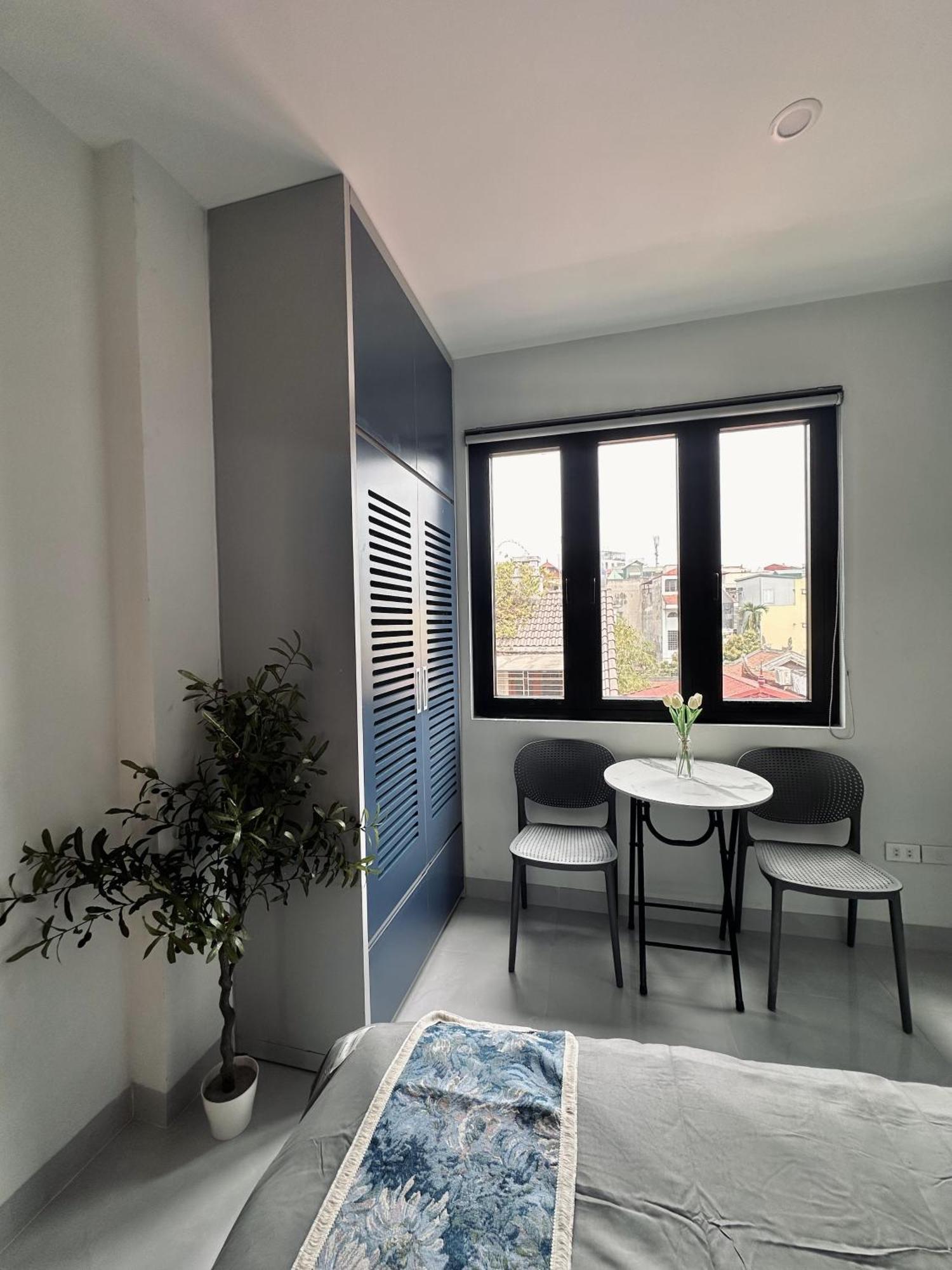 The Little - Cool - Lakeside Aparthotel Hanoi