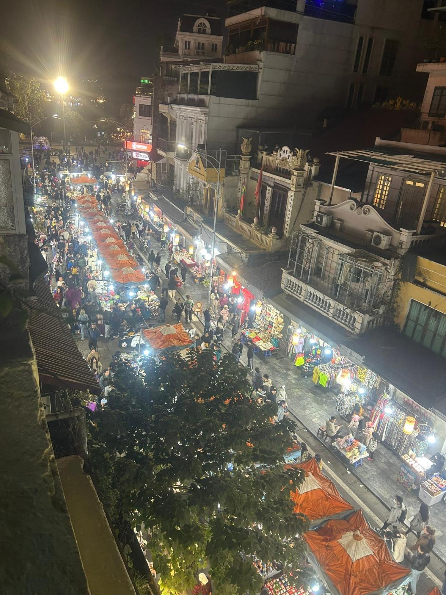 Hostel Ha Noi 71 Hang Dao - Gia Ngu Hanoi
