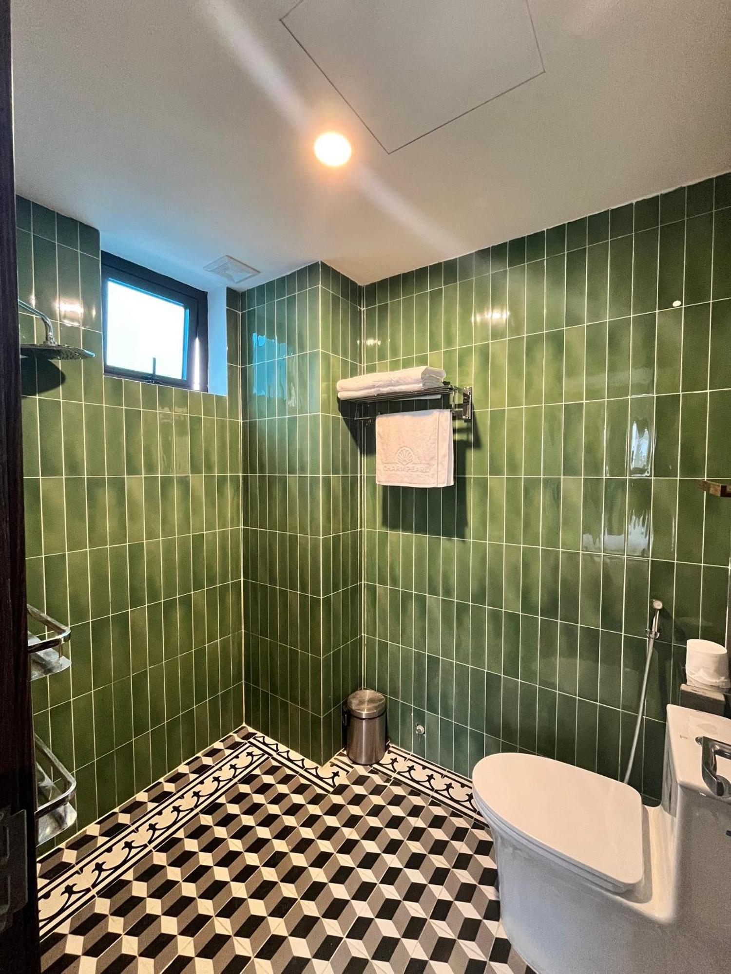 Aparthotel Charmpearl & 4*