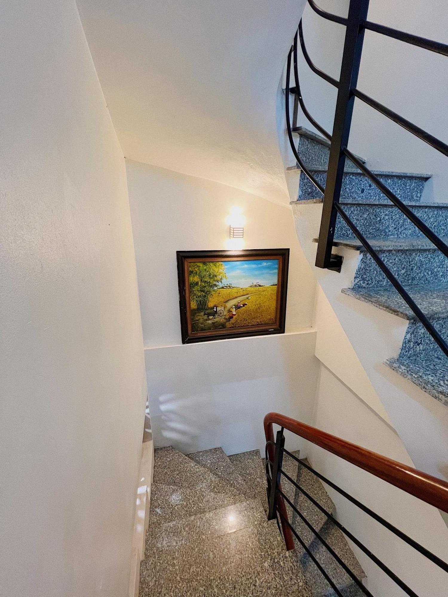 Dfour Xuan La Ha Noi Guest house *