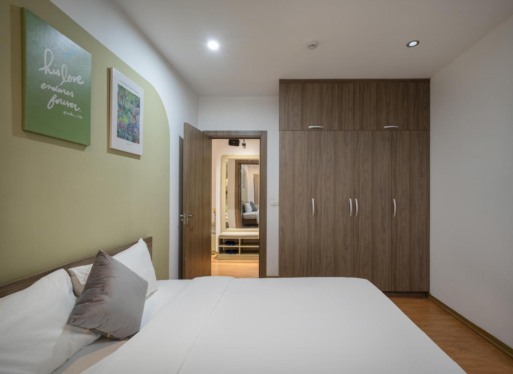 Apartment Luxe Paradise 80 Tu Hoa *
