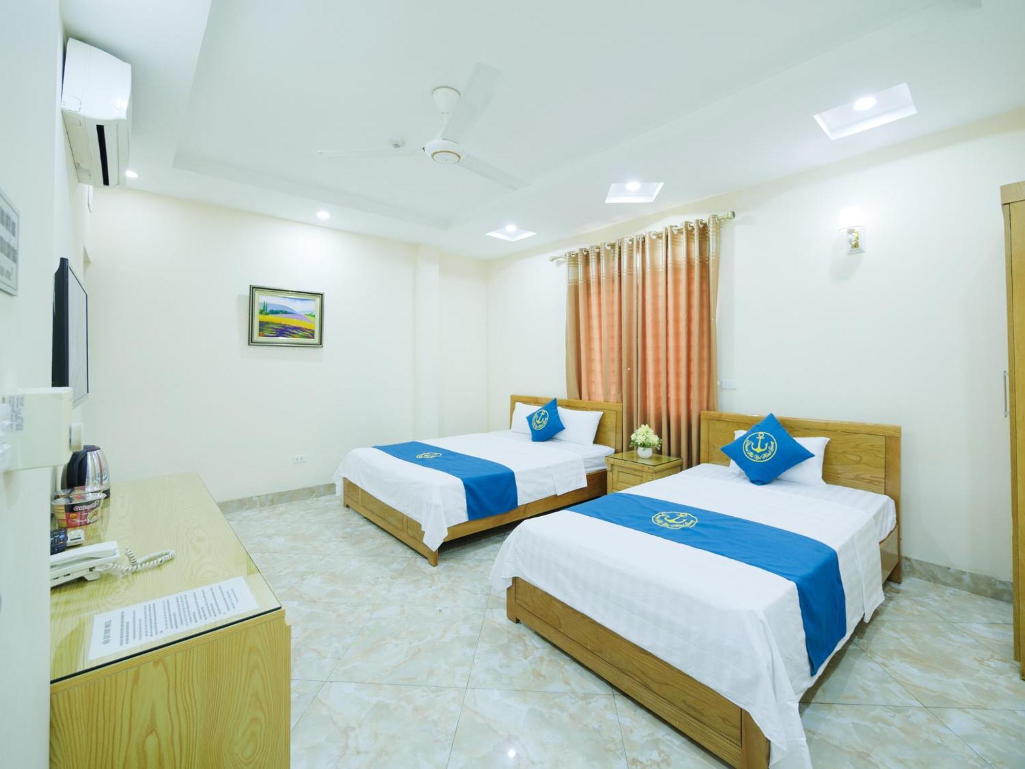 Ruby Hotel 2*