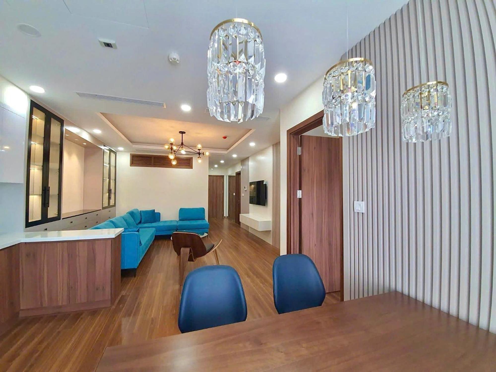 Asahi Luxstay - Golden Park Big Corner With Cau Giay Park View Apartment Hanoi
