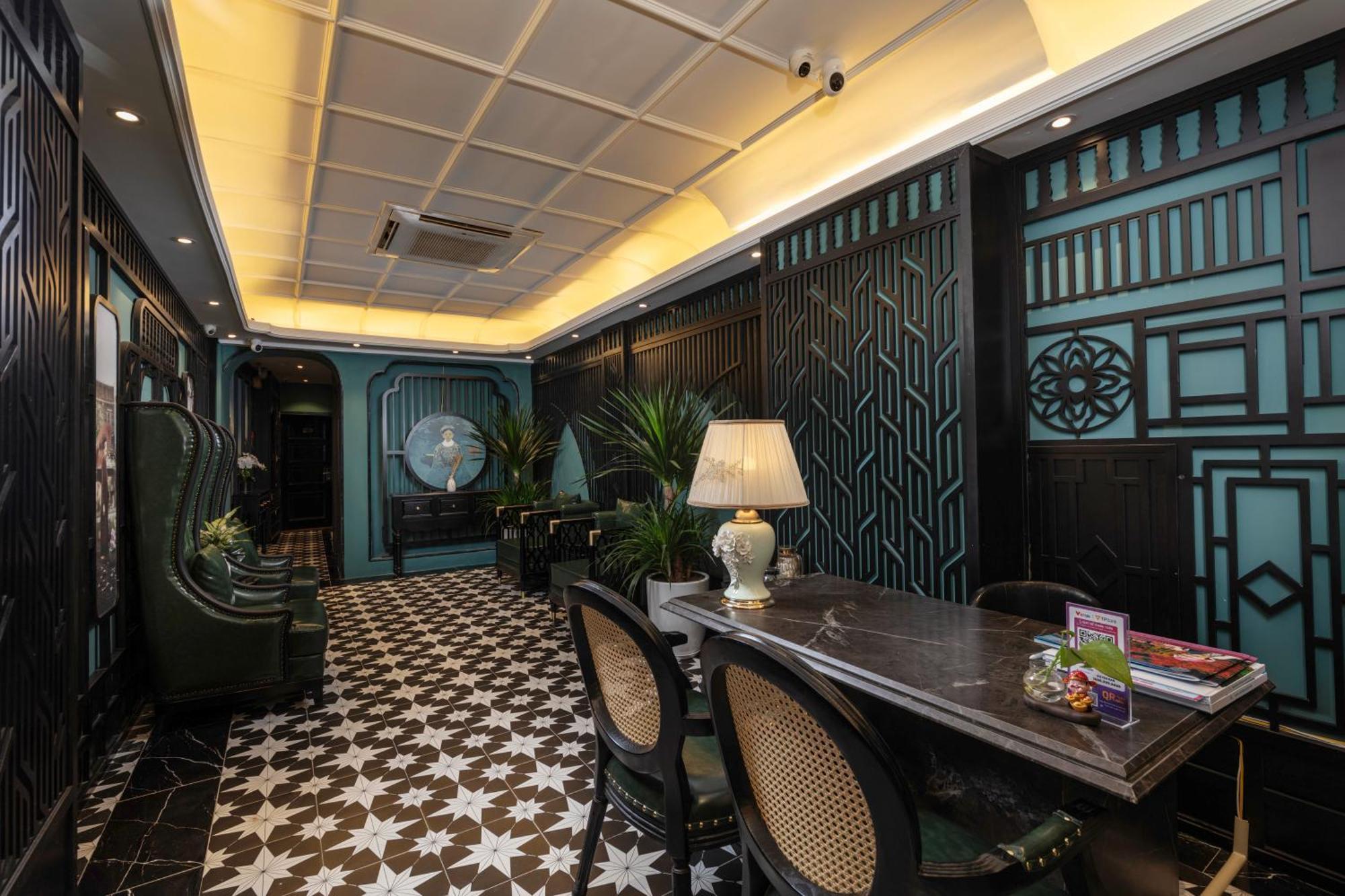 View & Travel Hotel 4*