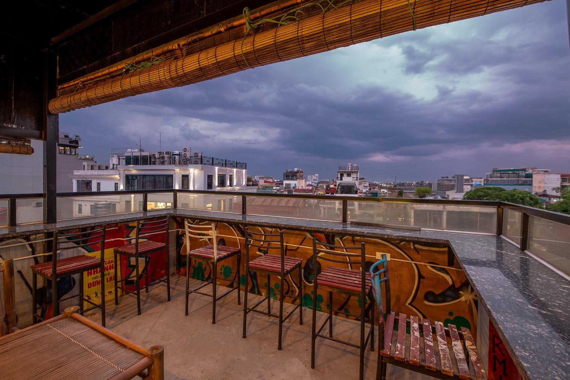 Pod * Hanoi