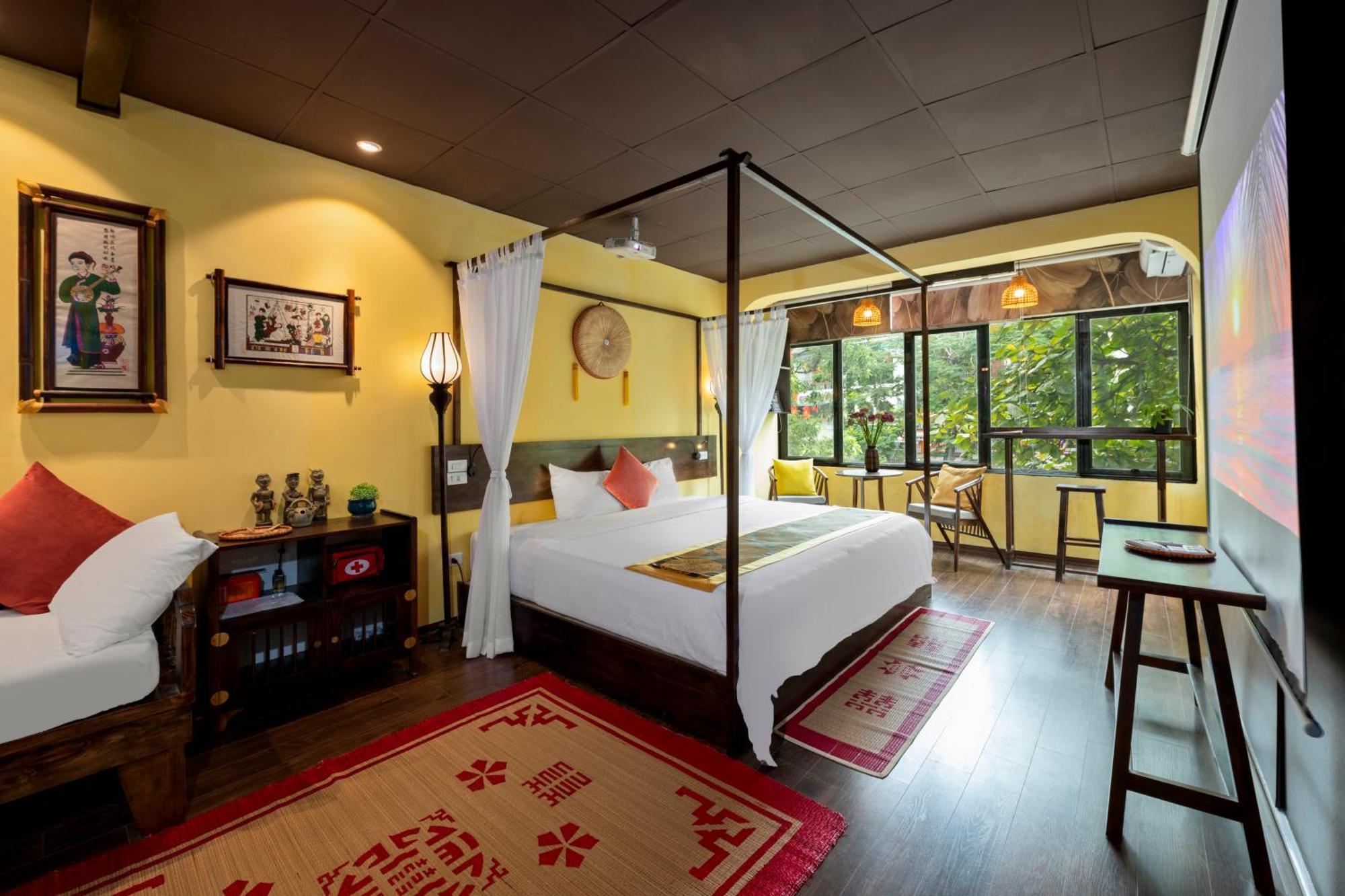 Old Quarter Lux Boutique Railview Retreat Apartment