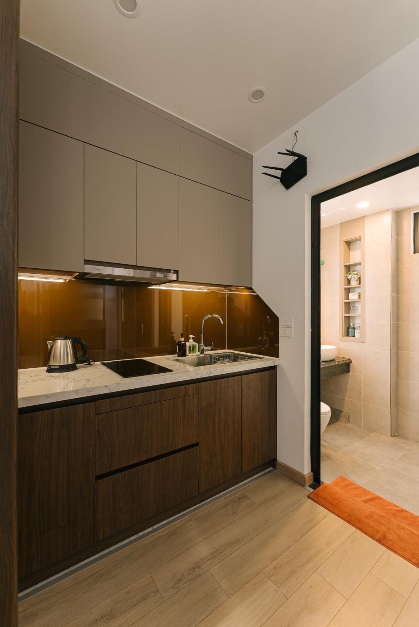 Crescendo Stylist Lakeview Pangsapuri