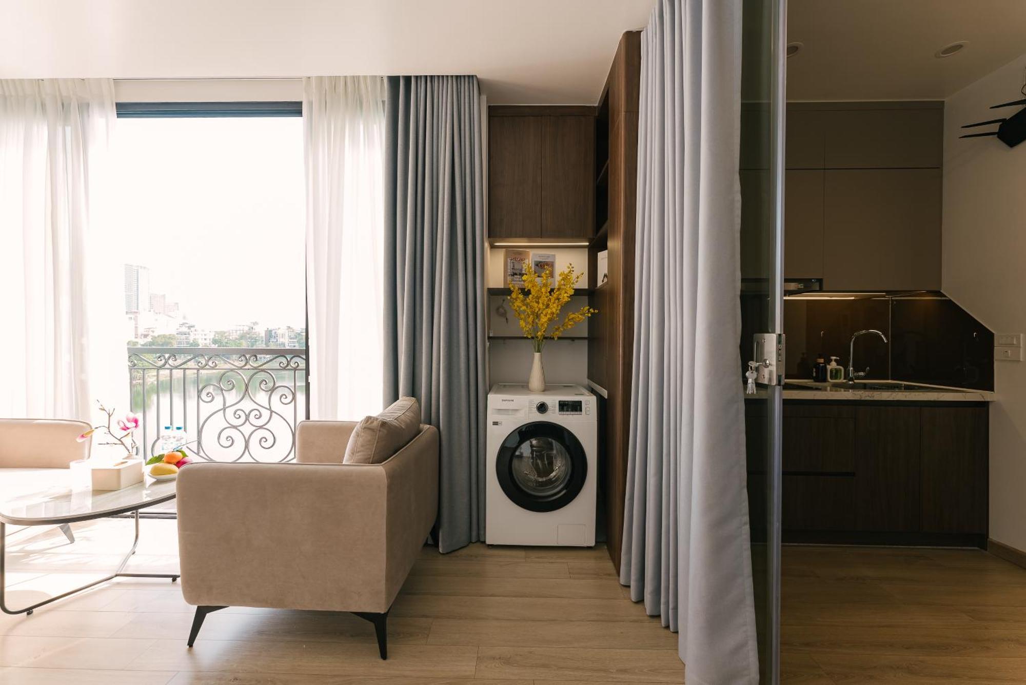 Crescendo Stylist Lakeview Pangsapuri Hanoi