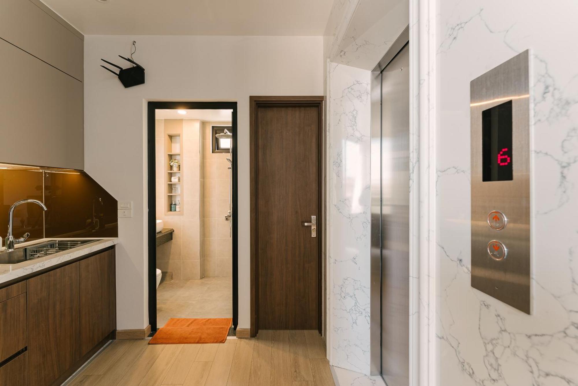Apartment Crescendo Stylist Lakeview *