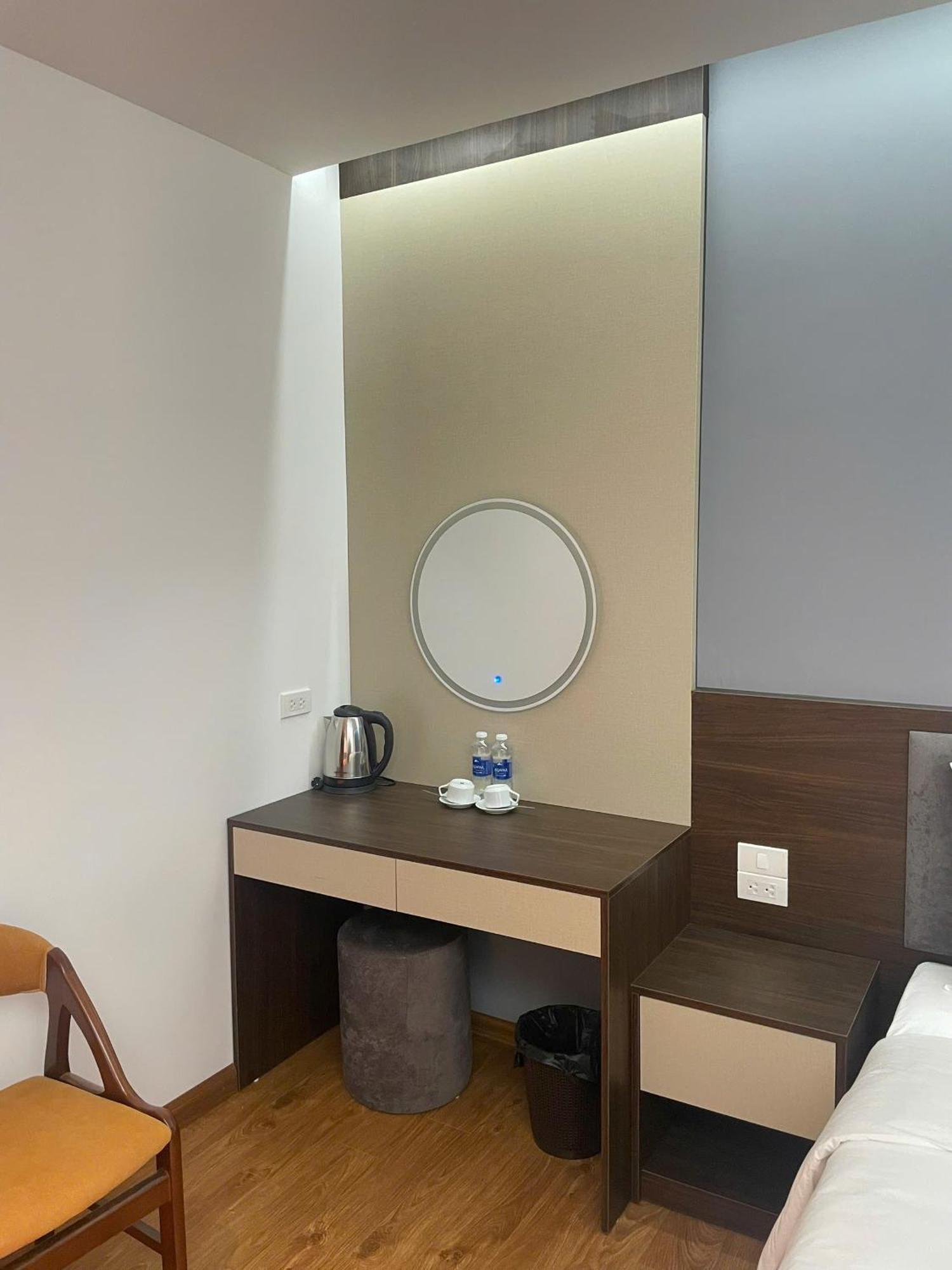 Luxe Paradise Nguyen Khac Hieu Hanoi