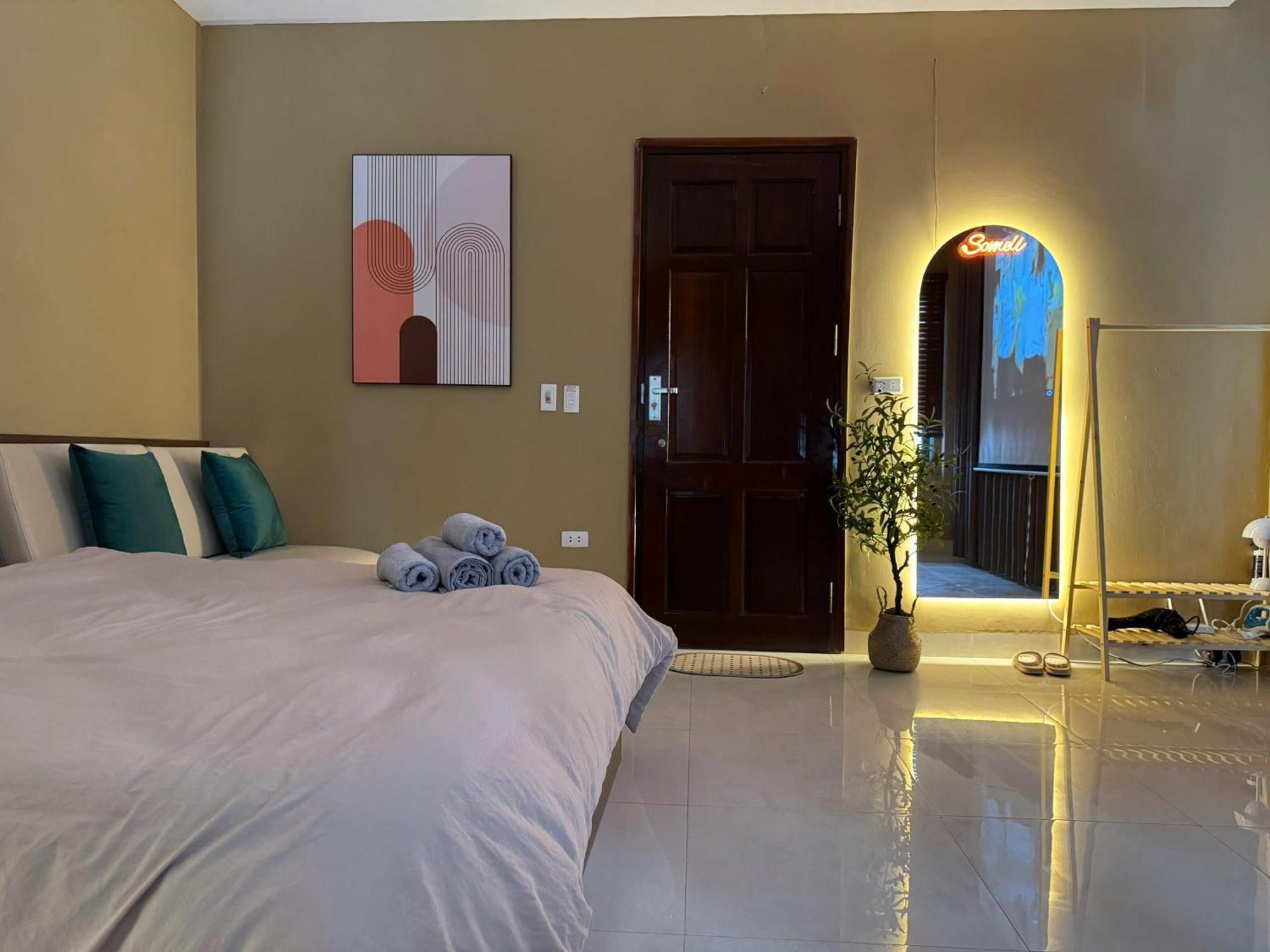 601 Dinh Thon Love hotel