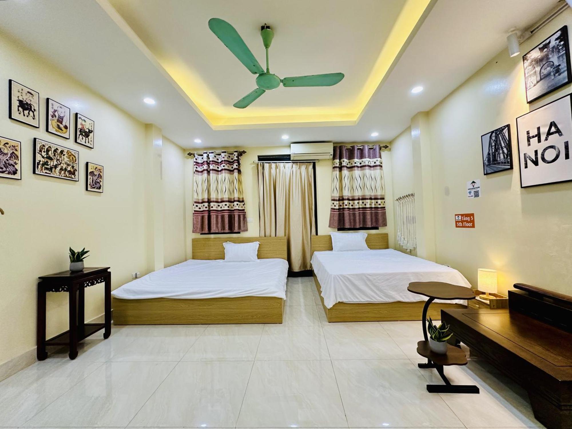 Homestay Vietnam Travelers 1 With Private Balcony