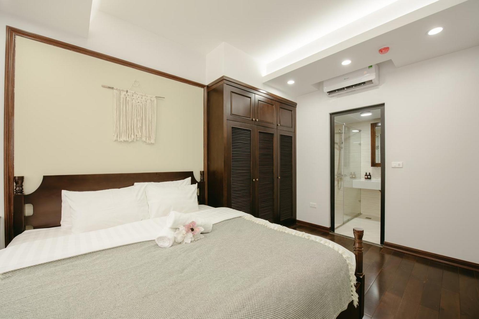 Lunaria Two Bedroom - The Epicenter Of Luxury And Convenience