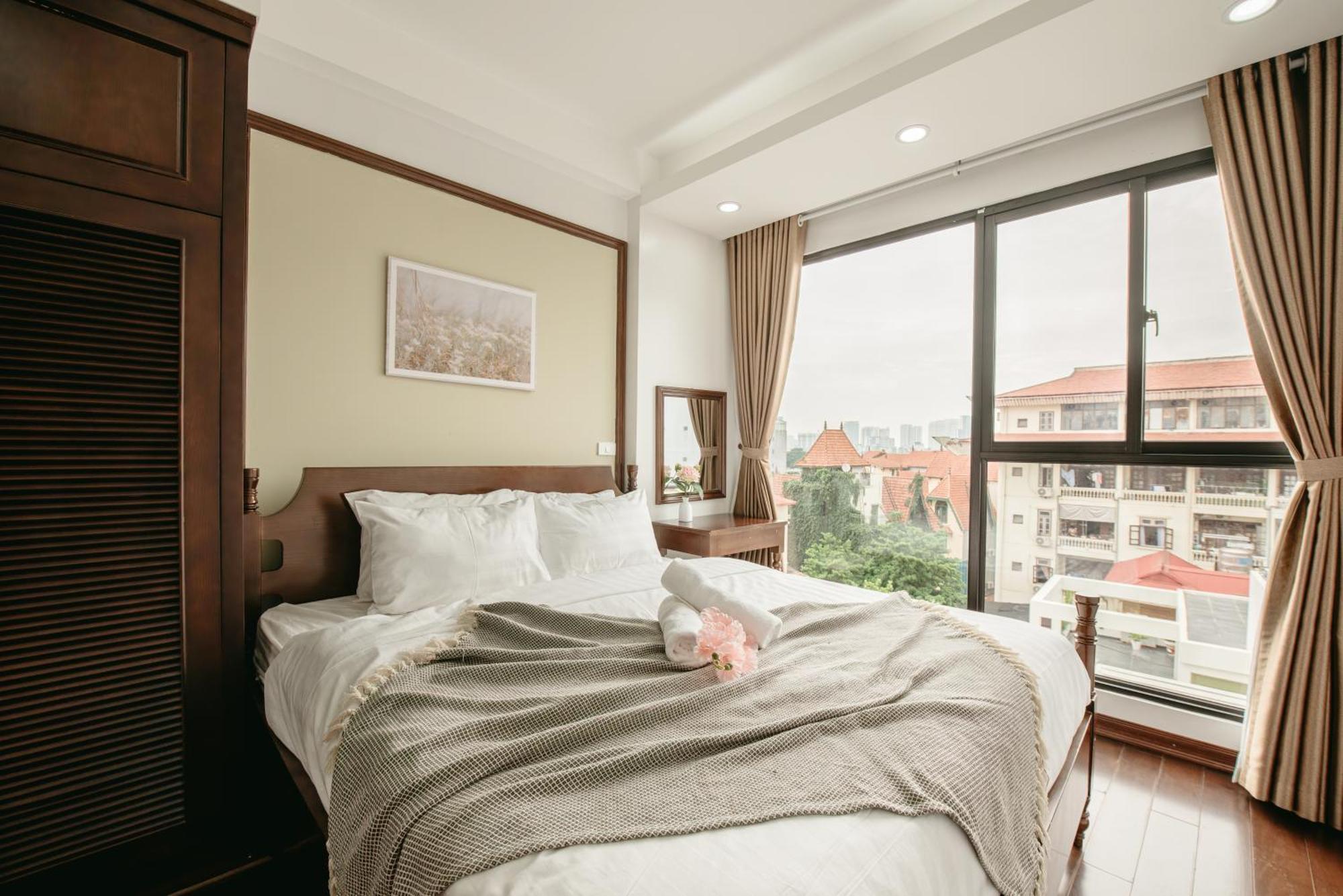 Lunaria Two Bedroom - The Epicenter Of Luxury And Convenience