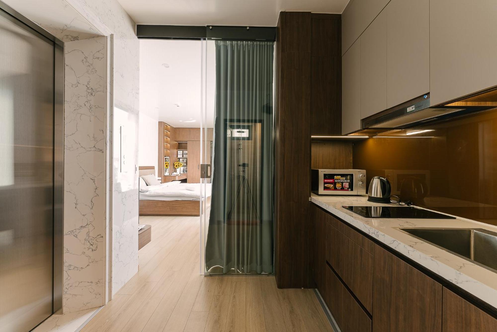 Crescendo Stylist Lakeview Hanoi