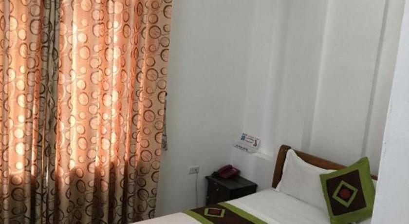Khach San Phuong Dong Hotel *