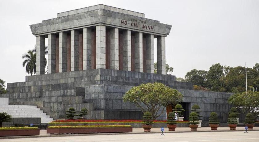 Khach San Phuong Dong Hanoi