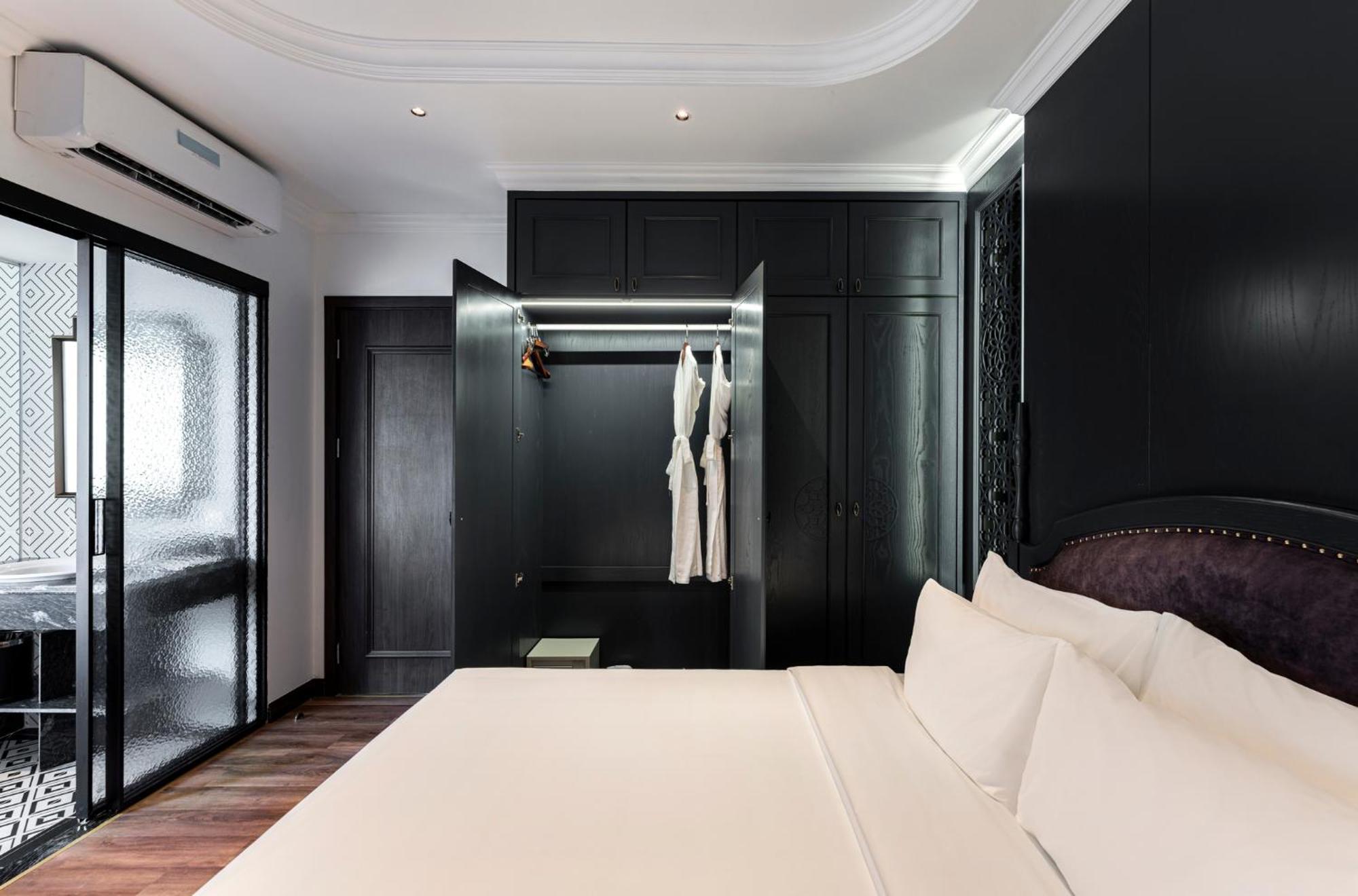 Eli Hotel Hanoi
