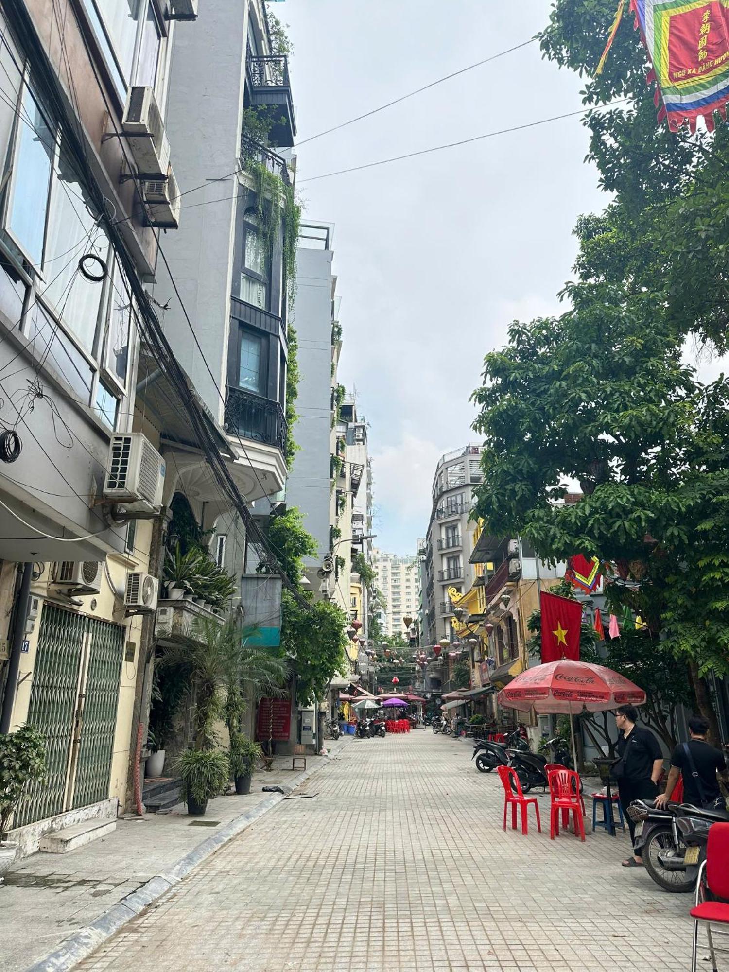 Luxe Paradise Truc Bach Hanoi