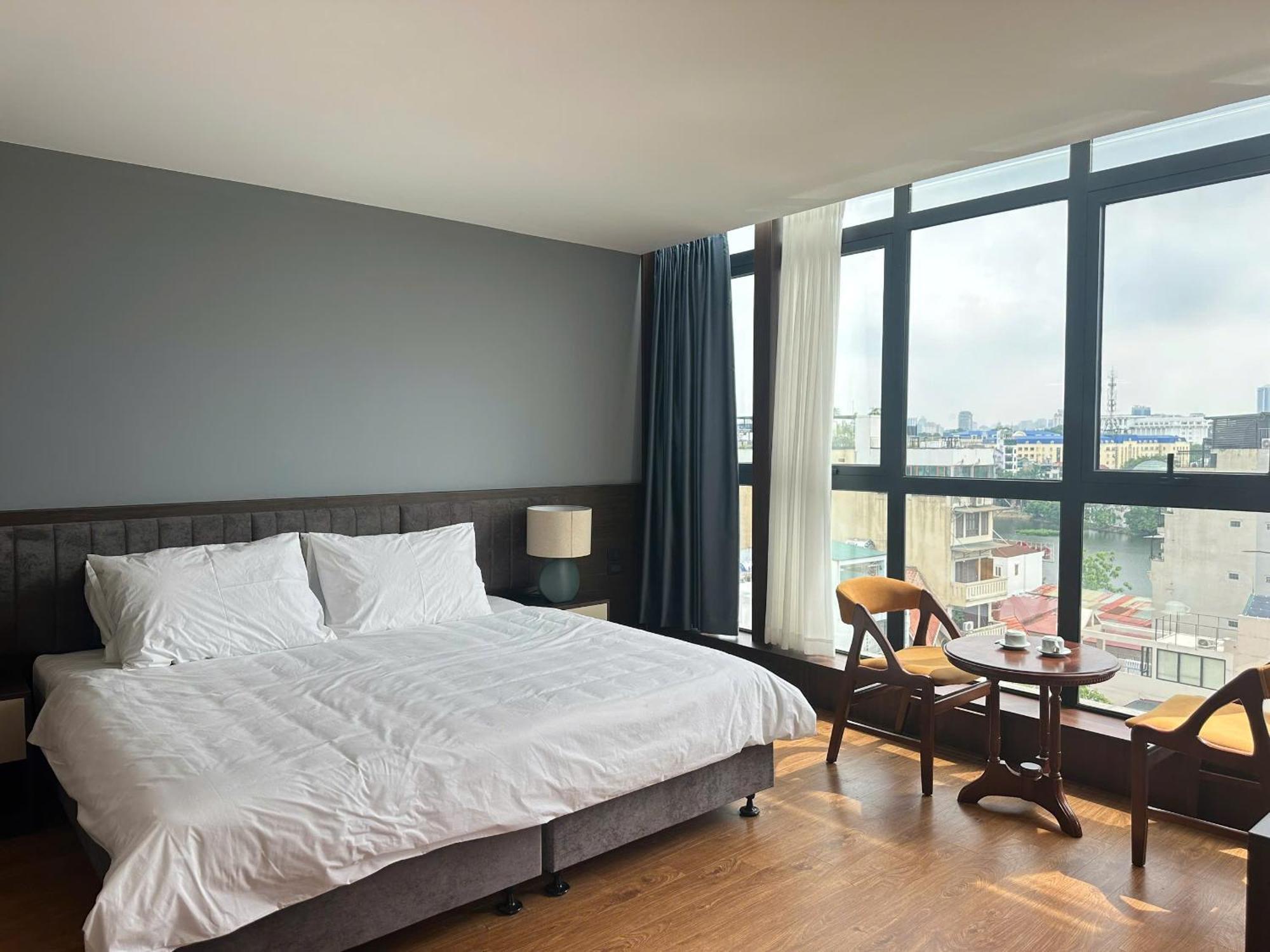 Luxe Paradise Truc Bach * Hanoi