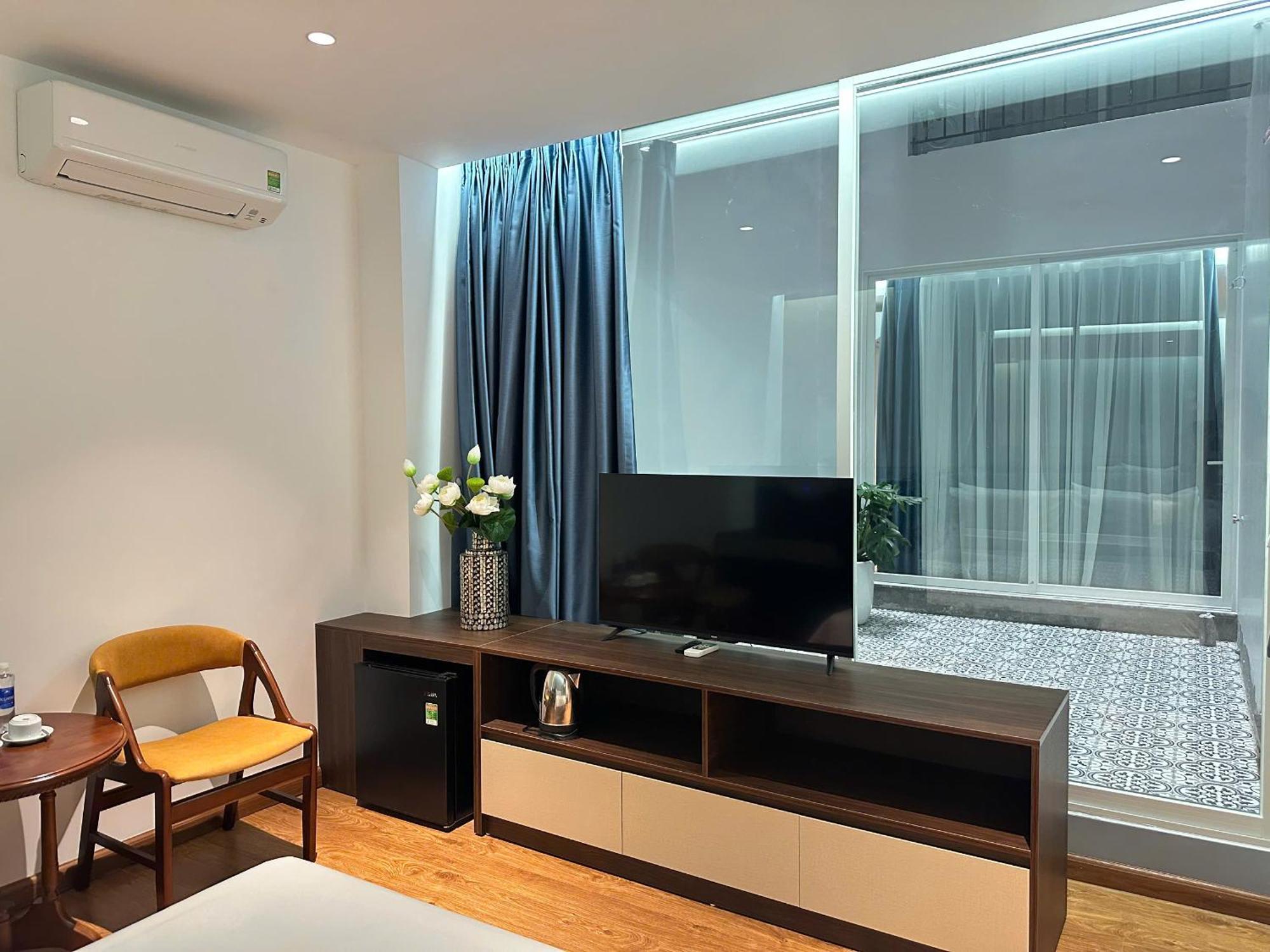 Luxe Paradise Nguyen Khac Hieu 4*