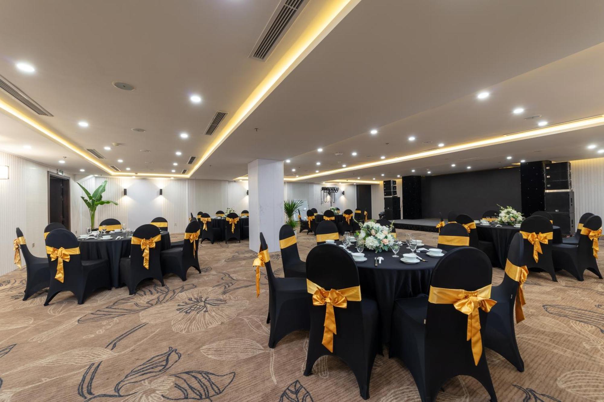Fte Ba Dinh Hanoi