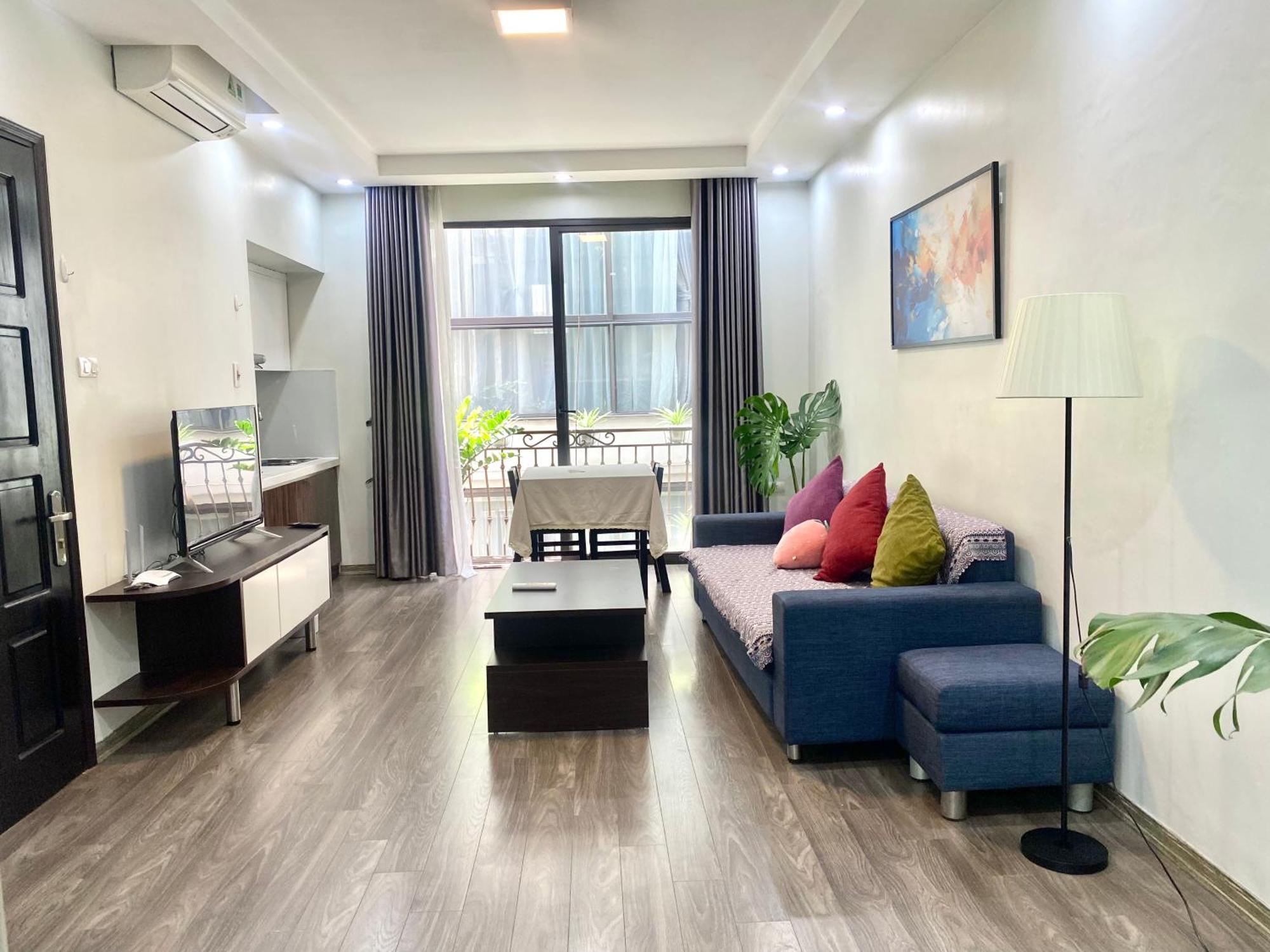 Ho 1 Khach 1 Ngu Tai Tay Ho Khách sạn hẻo lánh