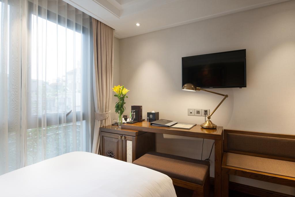 Peridot Gallery Classic Hotel 4*