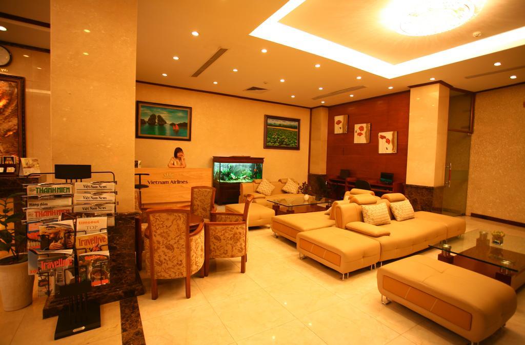Royal Gate Hotel 3*