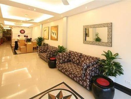Hotel Rising Dragon Estate
