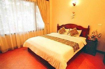 Golden Moon & Travel 3*