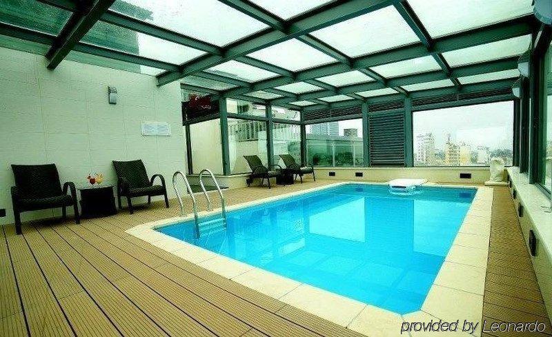 Skylark 4*