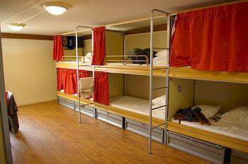 Golden Charm Hotel 2*
