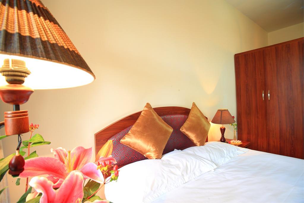 Paragon - Dien Luc Hotel 3*