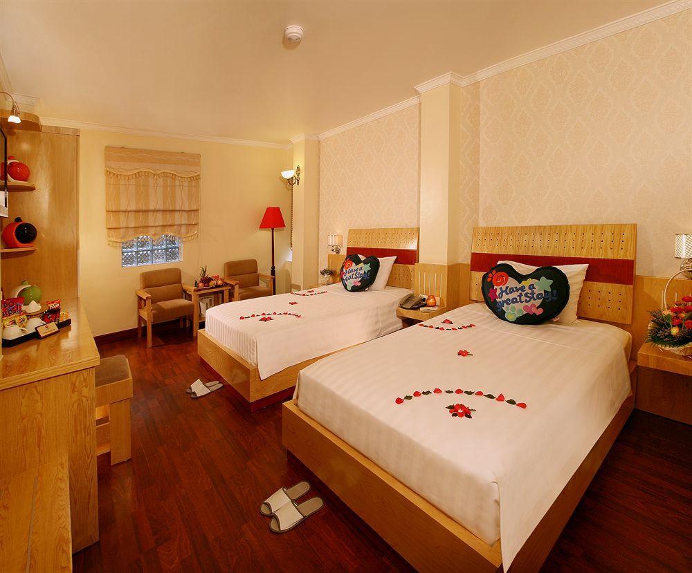 Hotel House & Travel