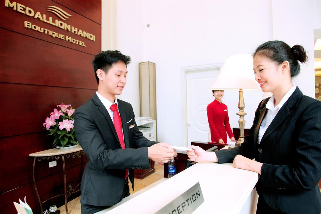 Medallion Khách sạn