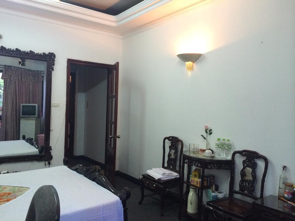 Ngoc Linh Hotel *