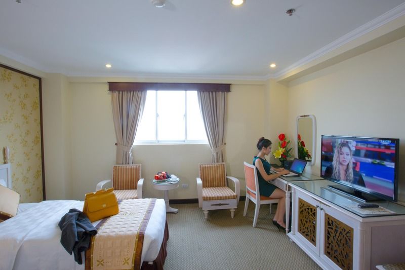 Chalcedony Grand 4* Hanoi