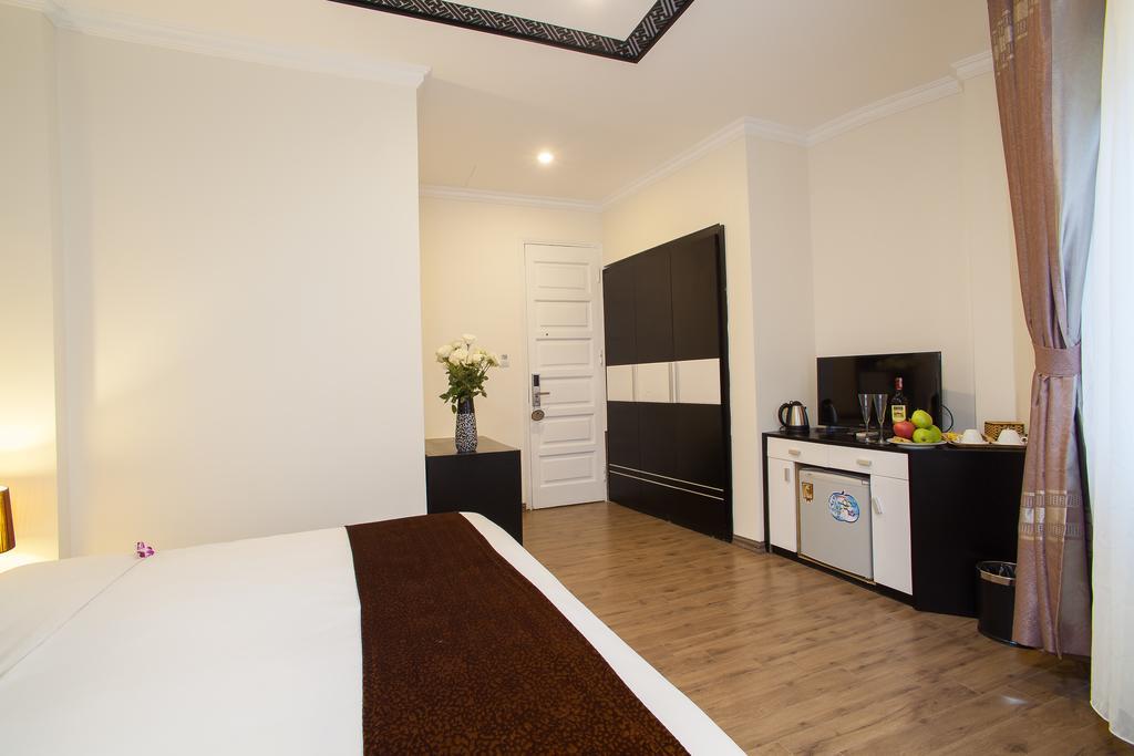 Serenity Diamond Hotel 3*