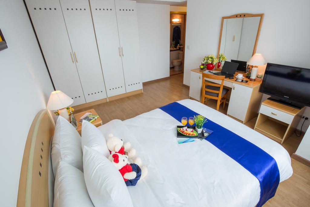 Aparthotel Rose Garden Residences 4*