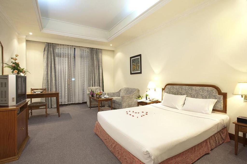 Hotel Asean International 3*