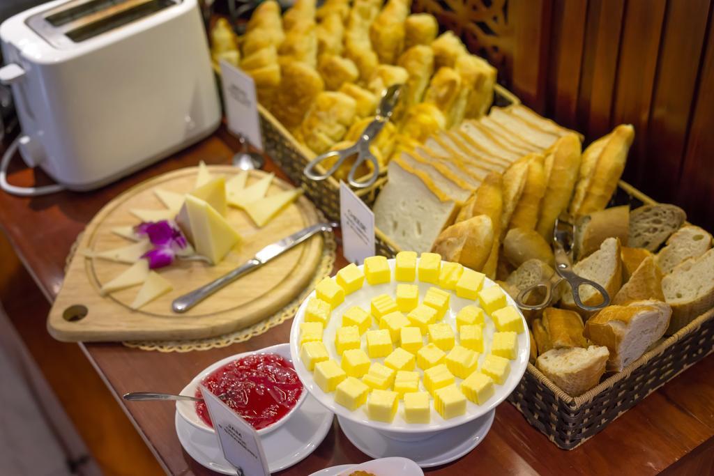 Hotel E Luxury & Restaurant Hanoi
