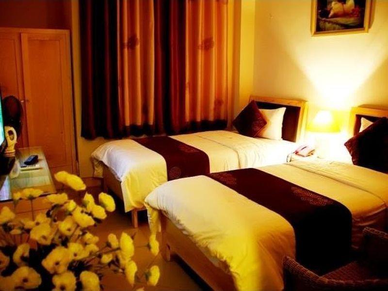 Hotel Saigon Pearl Hoang Quoc Viet *